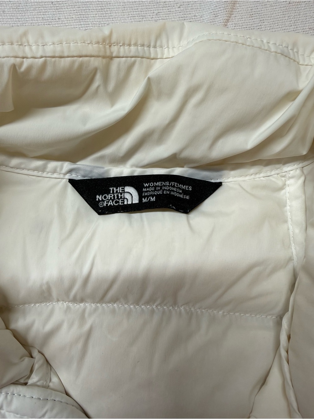 The North Face Women's White Quilted Down Vest - Picture 3 of 7